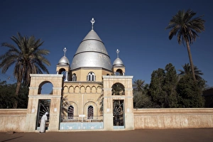 Sudan Prints: The Madhis Tomb