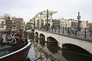 Magere Bridge, (Skinny Bridge), Amstel River, Amsterdam, Netherlands, Europe