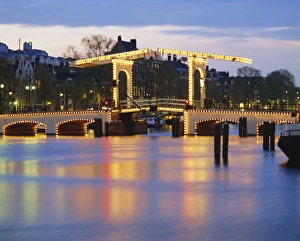 Radiant Prints: Magere Brug
