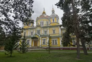 Images Dated 5th September 2009: The magnificent Cathedral of the Holy Ascension, Almaty, Kazakhstan, Central Asia, Asia