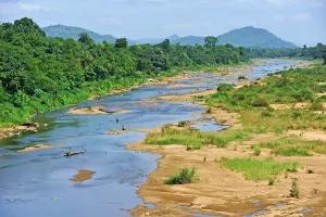 Lanka Prints: Mahaweli River, Uva province, Sri Lanka, Indian subcontinent, South Asia