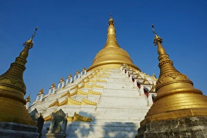 Pegu Prints: Mahazedi Paya, Bago (Pegu), Myanmar (Burma), Asia
