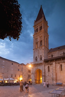 Main square and cathedral lit up at dusk, Trogir, UNESCO World Heritage Site, Dalmatian Coast, Croatia, Europe