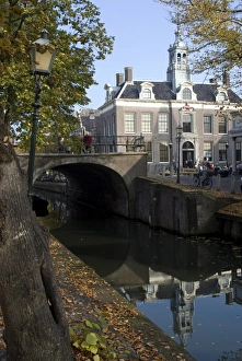 Images Dated 8th October 2008: Main square along main canal, Edam, Netherlands, Europe