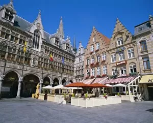 Images Dated 26th July 2008: Main Town Square, Ypres, Belgium, Europe