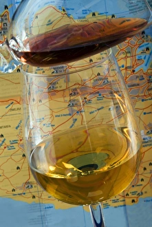 Glasses Prints: Maltese wines