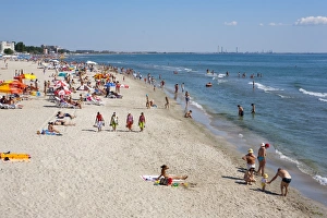 Images Dated 14th June 2009: Mamaia, Constanta, Romania, Europe