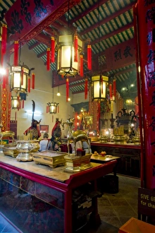 Images Dated 19th November 2007: Man Mo temple, Hong Kong, China, Asia