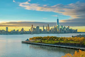 Cloudscape Gallery: Manhattan, Lower Manhattan and World Trade Center, Freedom Tower in New York across