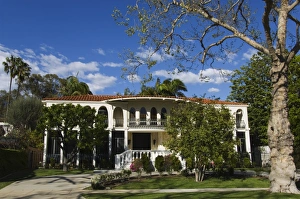 Mansions of the rich and famous