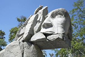 Maphuce statue, Plaza de Armas, Santiago de Chile, Chile, South America