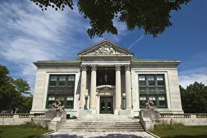 Images Dated 7th May 2009: The Marble and Bronze Colt Memorial School, built in 1906 by Samuel Pomeroy Colt