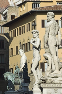 Nude Prints: Marble statues