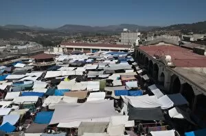 Images Dated 27th March 2009: Market, San Francisco El Alto, Guatemala, Central America