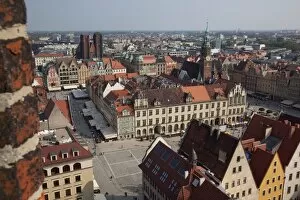 Images Dated 27th August 2011: Market Square from St. Elisabeth Church, Old Town, Wroclaw, Silesia, Poland, Europe