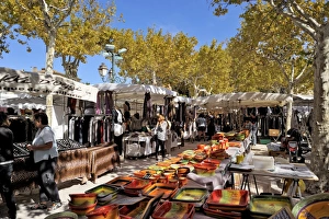 Market Stalls Prints: Market stalls, St. Tropez, Var, Provence, Cote d Azur, France, Europe