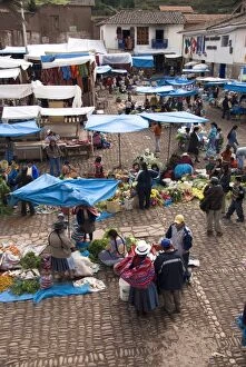 Market in the village of Pisac, The Sacred Valley, Peru, South America