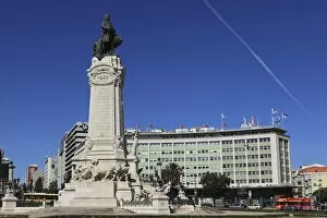 Images Dated 22nd August 2010: The Marquess of Pombal Monument, a major roundabout and landmark in Praca do Marques de Pombal