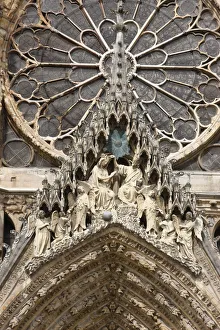 Images Dated 9th May 2008: Marys Coronation, Marys Gate, Reims Cathedral, UNESCO World Heritage Site