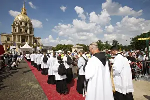 Catholic Mass Prints: Mass on Place Vauban at the end of a traditionalist Catholic pilgrimage organised by Saint Pie X fraternity