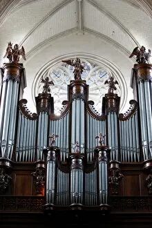 Images Dated 19th August 2010: Master organ by Cavaille-Coll, Sainte-Croix (Holy Cross) cathedral, Orleans