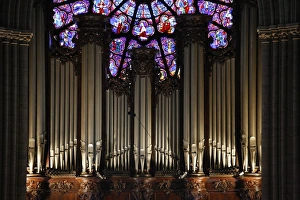 Master organ in Notre Dame de Paris cathedral, Paris, France, Europe
