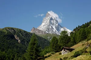 Natural Landmark Prints: The Matterhorn near Zermatt, Valais, Swiss Alps, Switzerland, Europe