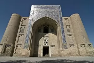 Images Dated 9th August 2009: Mausoleum in Bukhara, Uzbekistan, Central Asia