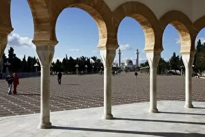 Images Dated 27th October 2010: Mausoleum of Habib Bourguiba, Monastir, Tunisia, North Africa, Africa