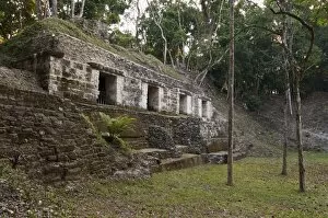Images Dated 2nd April 2009: Mayan archaeological site, Yaxha, Guatemala, Central America