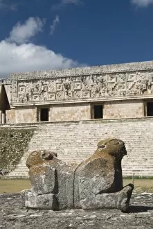 Mayan jaguar sculpture in front of the Palacio del Gobernador (Governors Palace)