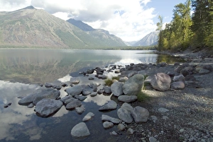 Images Dated 24th January 2000: McDonald Lake