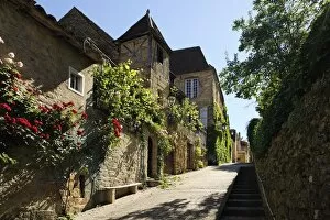 Images Dated 29th May 2009: Medieval street in the old town, Sarlat, Sarlat le Caneda, Dordogne, France, Europe