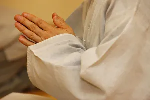 Images Dated 24th July 2008: Meditating monk, Seoul, South Korea, Asia
