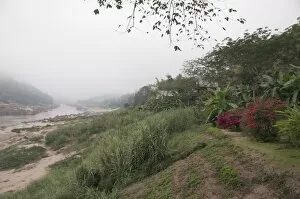 Images Dated 5th January 2008: Mekong River near Pakbang, Laos, Indochina, Southeast Asia, Asia