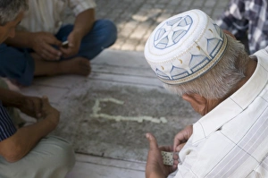 Images Dated 9th August 2009: Men playing dominos, Bokhara, Uzbekistan, Central Asia, Asia