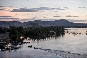 Sabah Prints: Mengkabong river, Tuaran, Kota Kinabalu