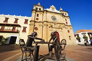 Metal scultpures playing chess in front of Church of San Pedro Claver, Old Town