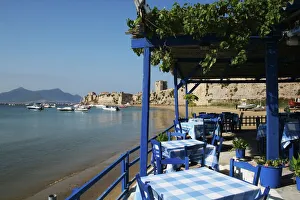 Images Dated 6th December 2007: Methoni, Peloponnese, Greece, Europe