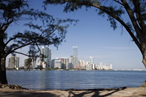 Images Dated 18th January 2008: Miami skyline viewed from Rickenbacker causeway, Key Biscayne, Miami, Florida