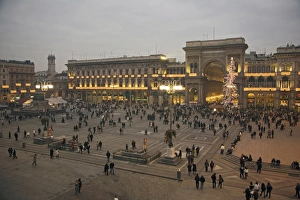 Images Dated 7th January 2007: Milan, Lombardy, Italy, Europe