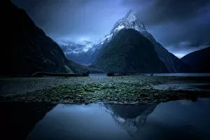 Dramatic Landscape Gallery: Milford Sound at twilight, Fiordland National Park, UNESCO World Heritage Site
