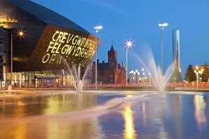 Images Dated 21st September 2010: Millennium Centre, Cardiff Bay, Cardiff, South Wales, Wales, United Kingdom, Europe
