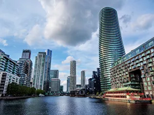 Green Spaces Prints: Millwall Inner Dock and Arena Tower, Isle of Dogs, London, England, United Kingdom, Europe