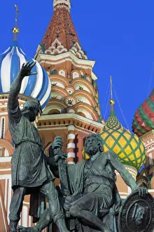 Red Square Prints: Minin and Pozharskiy statue and the St