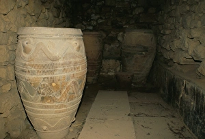 Minoan Prints: Minoan jars at the Minoan archaeological site