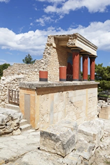 Minoan Palace, Palace of Knossos, North Entrance, Iraklion (Heraklion) (Iraklio), Crete, Greek Islands, Greece, Europe