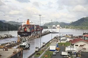 Images Dated 3rd December 2008: Miraflores Locks, Panama Canal, Panama, Central America
