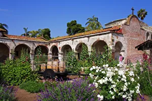 Images Dated 30th April 2007: Mission San Juan Capistrano, Orange County, California, United States of America