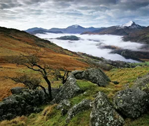 Rolling Landscape Collection: Mist over Llyn Gwynant and Snowdonia Mountains, Snowdonia National Park